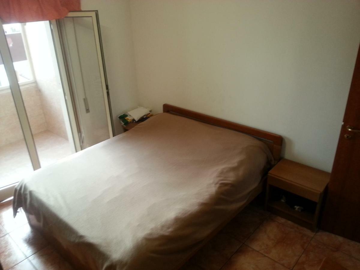 Casa Al Mare A Scalea Apartment ภายนอก รูปภาพ